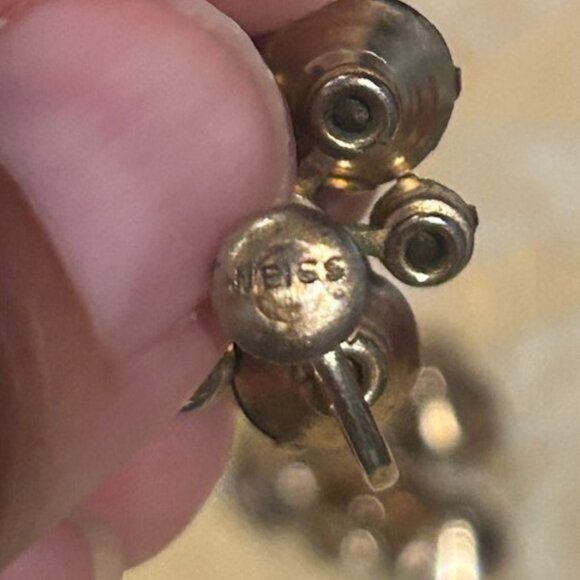 ALBERT WEISS GREEN Rhinestone Cluster EARRINGS - Picture 10 of 10